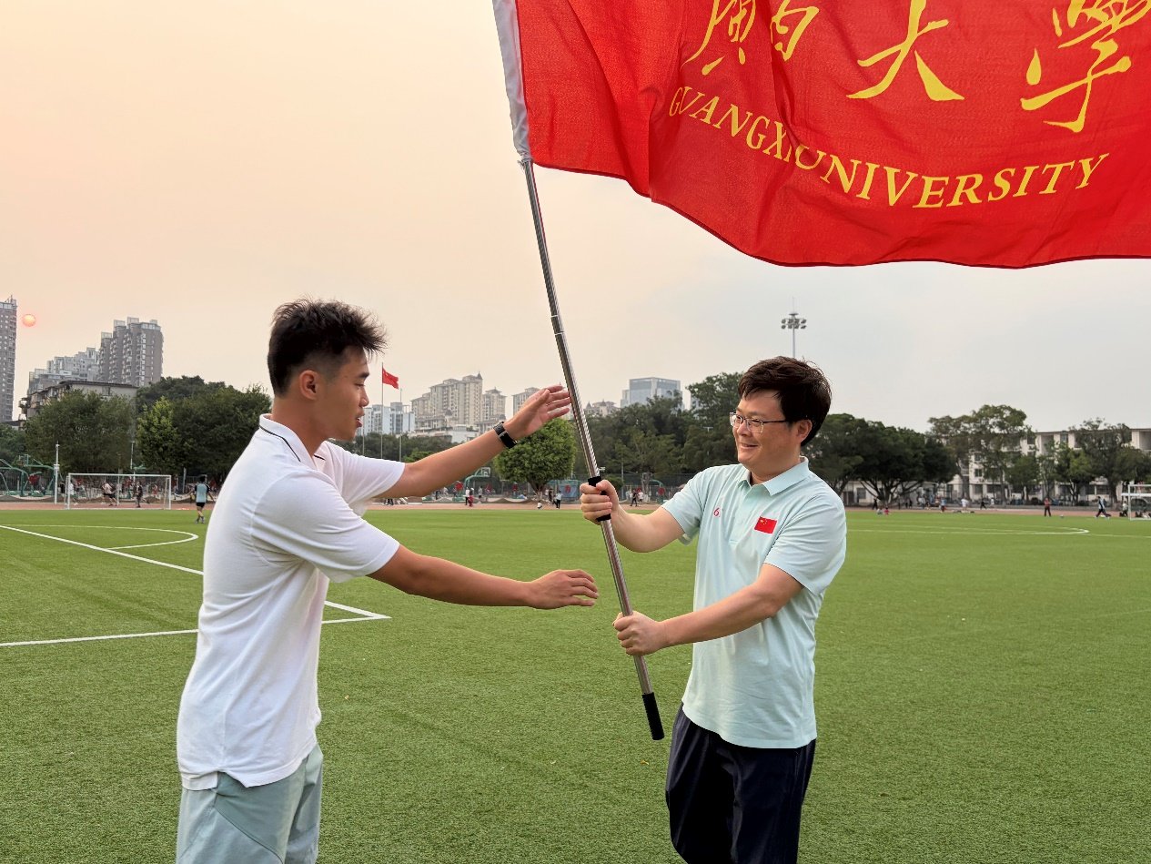 天博克罗地亚入口手机版登录足球队赴“
